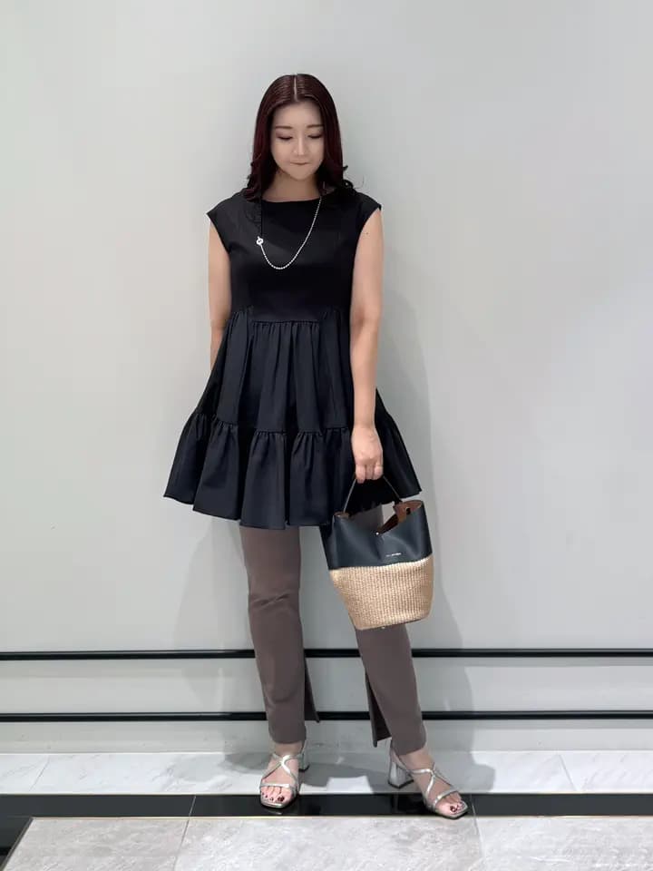 GRACE CONTINENTAL | ポンチスリムパンツ | Rakuten Fashion(楽天