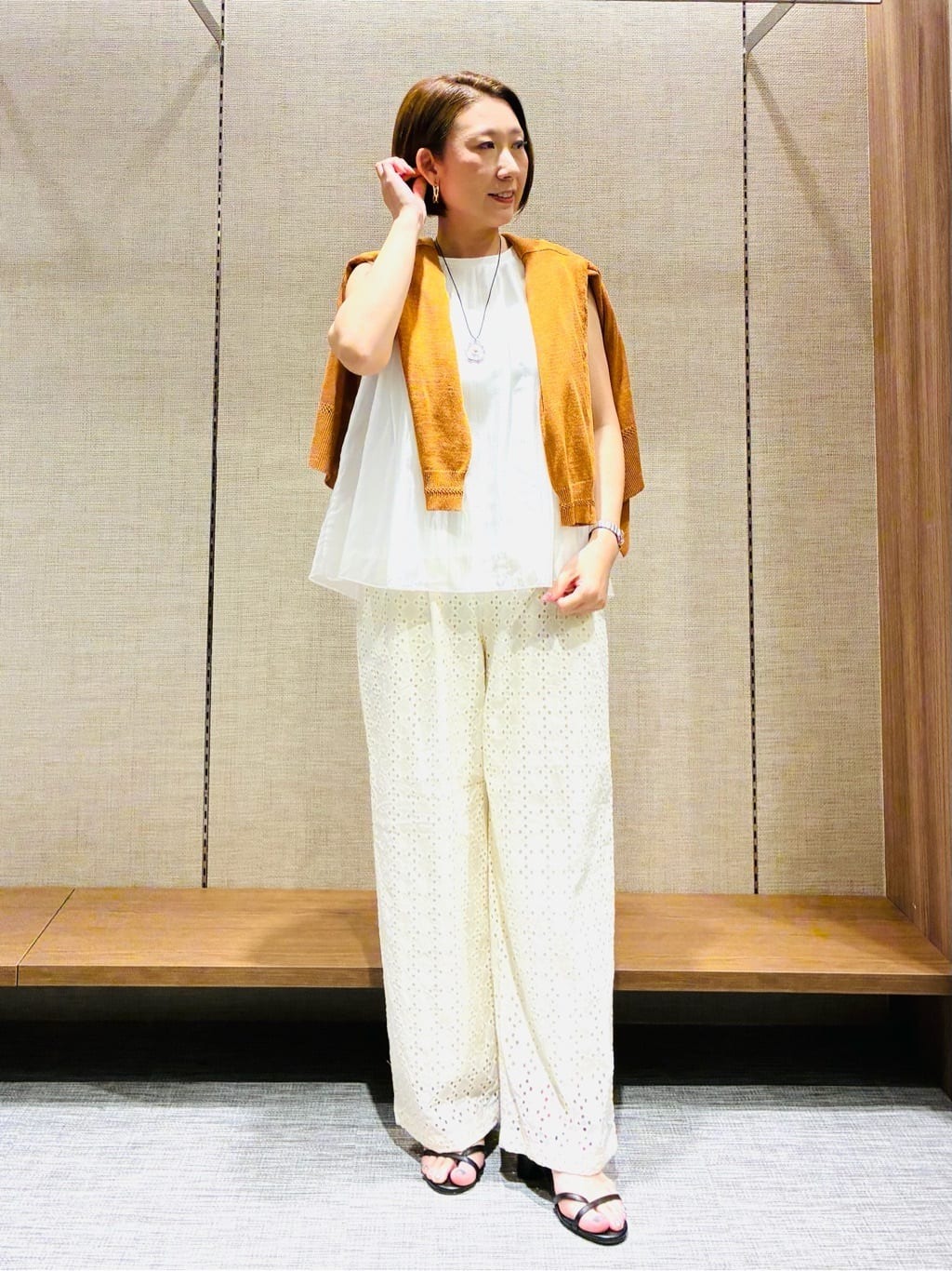 COMME CA ISM | エンブロイダリーレース ワイドストレートパンツ