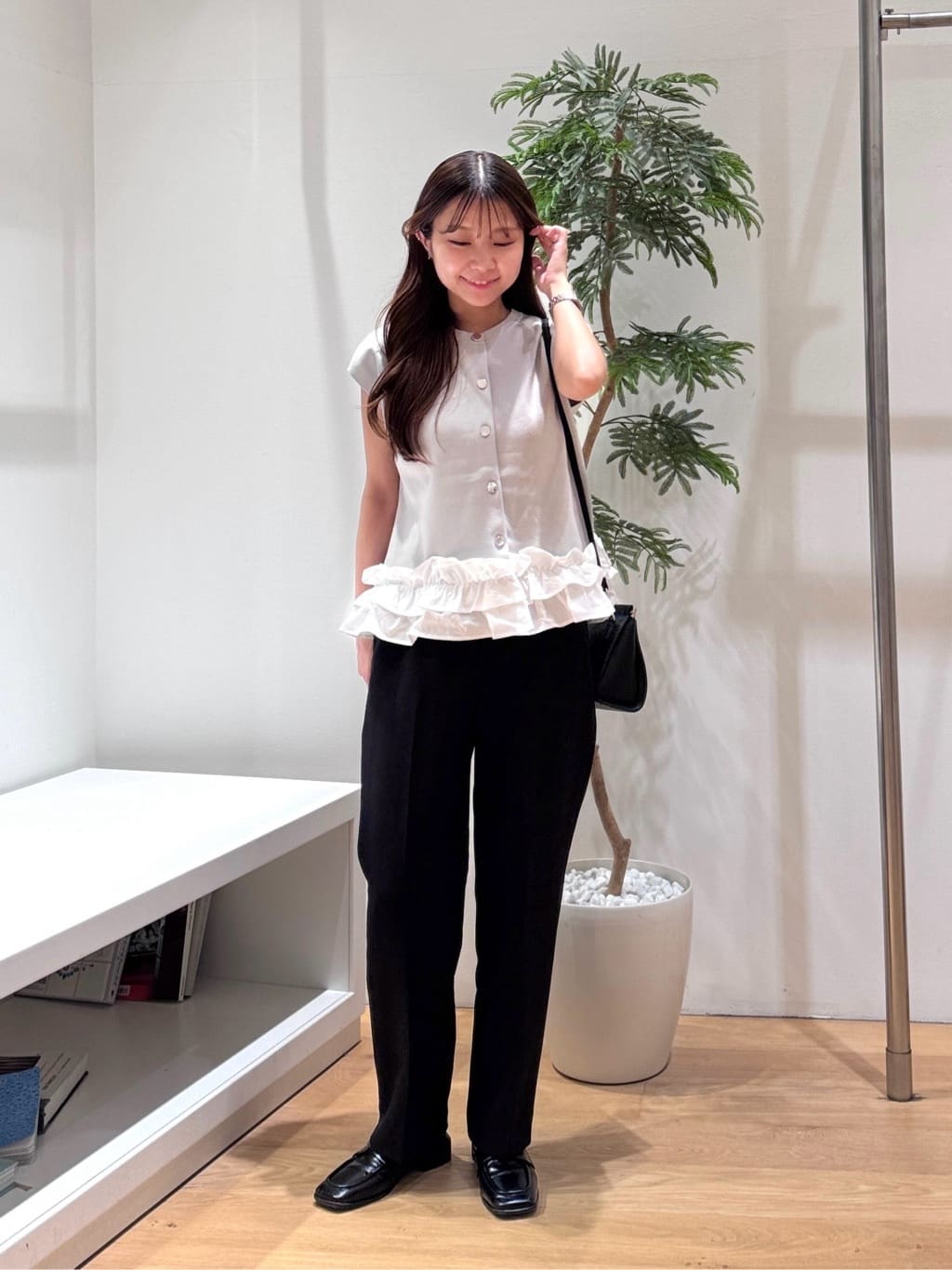 NATURAL BEAUTY BASIC | <ちょうど,いい服>品格ストレートパンツ