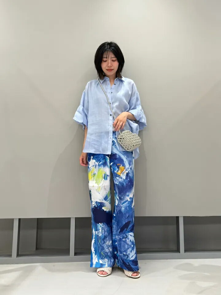 LOVELESSの【KANAKO SASAKI】コラボレーション イージーパンツを使ったコーディネートを紹介します。｜Rakuten Fashion(楽天ファッション／旧楽天ブランドアベニュー)7236958