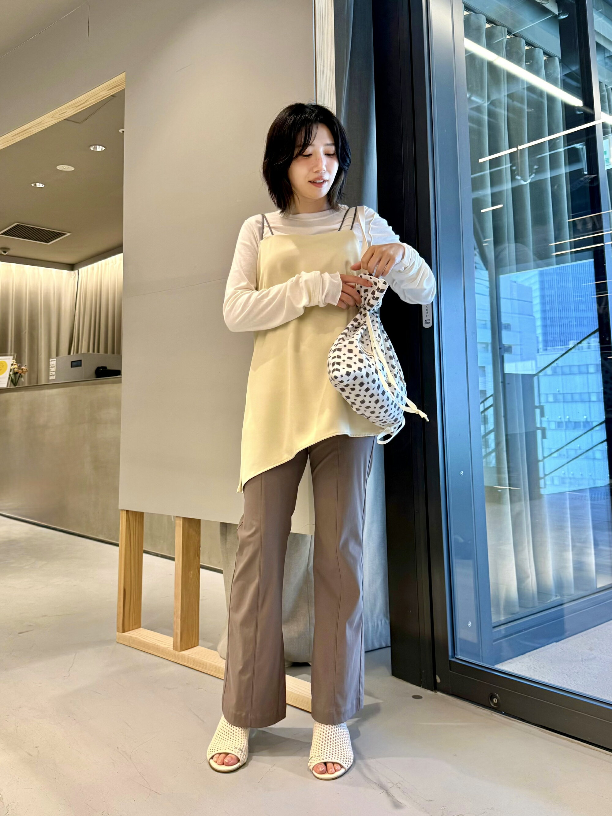 LOVELESSのダブルストラップキャミチュニックを使ったコーディネートを紹介します。｜Rakuten Fashion(楽天ファッション／旧楽天ブランドアベニュー)7236982
