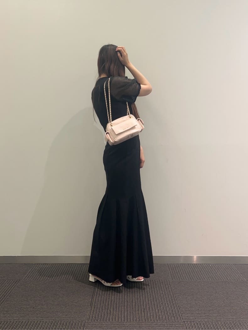 CHARLES & KEITH | カットアウト ブロックヒールミュール | Rakuten