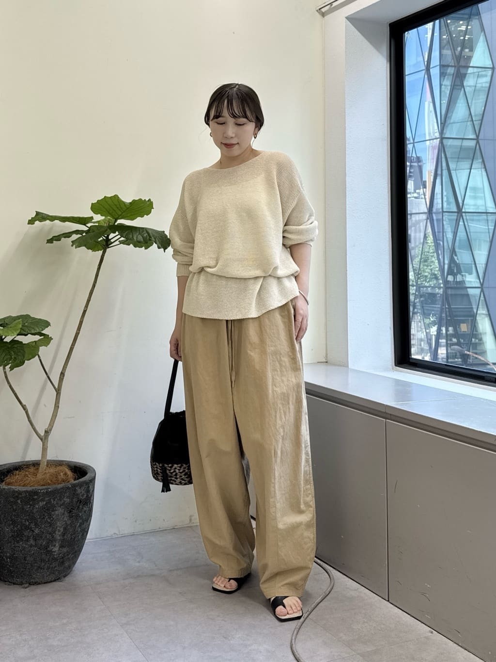 GALLARDAGALANTEのペーパーヤーンメッシュニットを使ったコーディネートを紹介します。｜Rakuten Fashion(楽天ファッション／旧楽天ブランドアベニュー)7244051