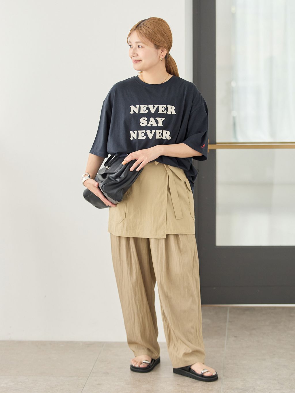 JOURNAL STANDARDのJS  FES NEVER  LOGO Tシャツを使ったコーディネートを紹介します。｜Rakuten Fashion(楽天ファッション／旧楽天ブランドアベニュー)7249033