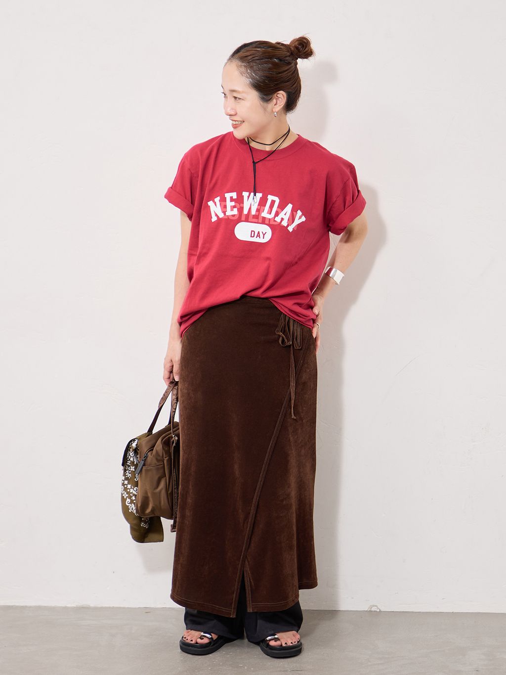 JOURNAL STANDARDのJS  FES PREPPY  Tシャツを使ったコーディネートを紹介します。｜Rakuten Fashion(楽天ファッション／旧楽天ブランドアベニュー)7249127