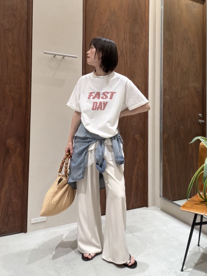 GALLARDAGALANTEの【即戦力パンツ】【3サイズ展開】ワイドイージーパンツを使ったコーディネートを紹介します。｜Rakuten Fashion(楽天ファッション／旧楽天ブランドアベニュー)7251197