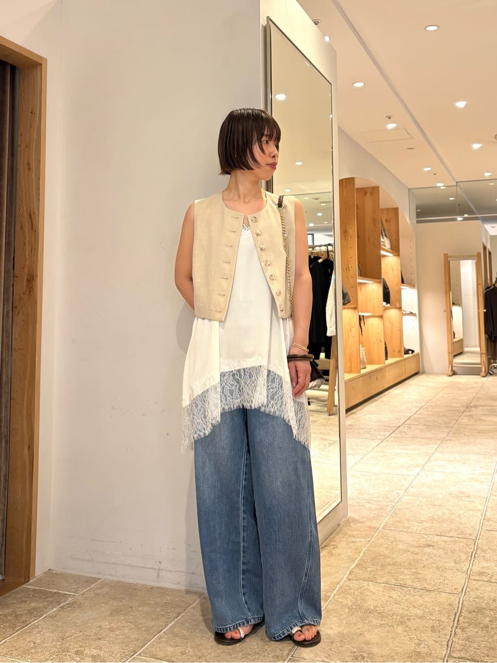 GALLARDAGALANTEのツイードメッシュミニベストを使ったコーディネートを紹介します。｜Rakuten Fashion(楽天ファッション／旧楽天ブランドアベニュー)7251031