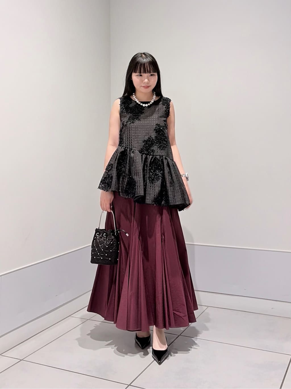 allurevilleのシアーチェックパピヨンブラウスを使ったコーディネートを紹介します。｜Rakuten Fashion(楽天ファッション／旧楽天ブランドアベニュー)7253730