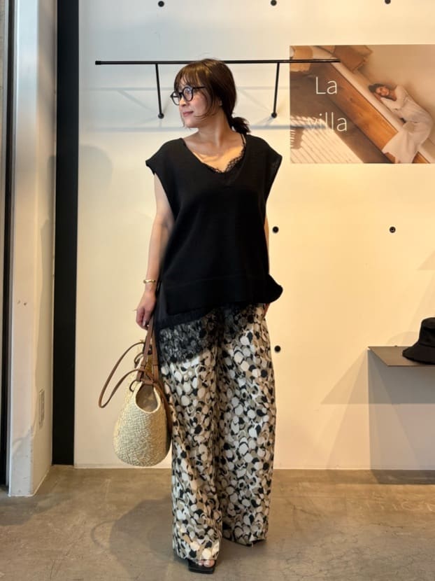 GALLARDAGALANTEのプリントパンツを使ったコーディネートを紹介します。｜Rakuten Fashion(楽天ファッション／旧楽天ブランドアベニュー)7256056