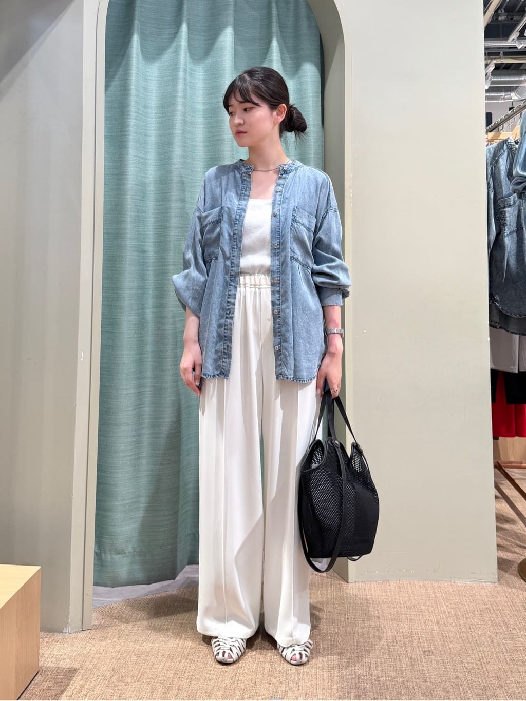 【26ss】Jena espace merveilleux ギャザーデニムシャツ Jena espace merveilleux | ギャザーデニムシャツ | Rakuten Fashion