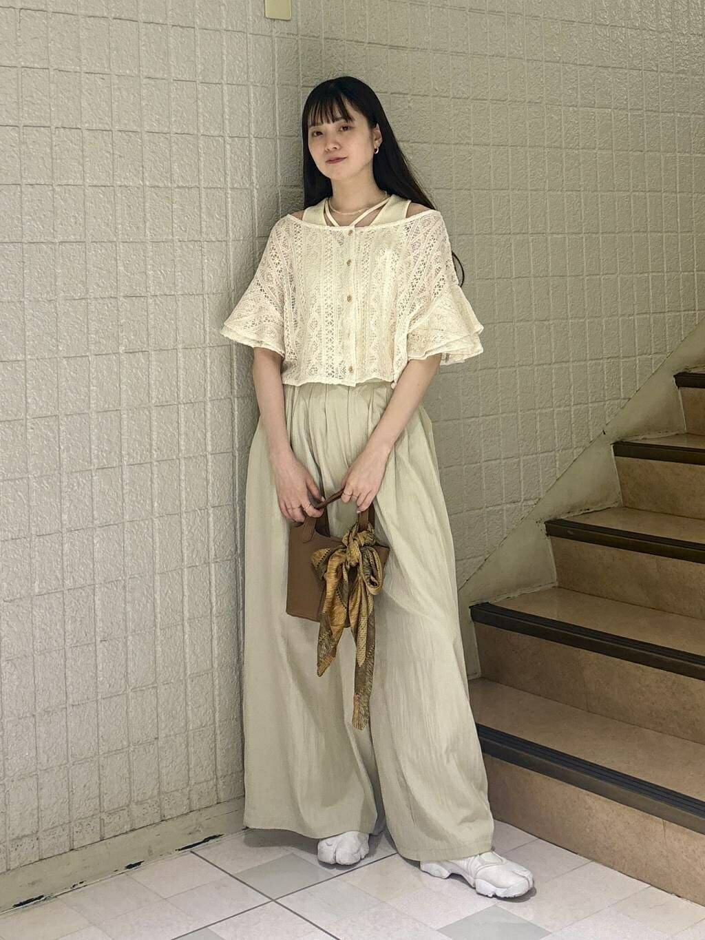 mysty womanのラッセルレースアンサンブル2を使ったコーディネートを紹介します。｜Rakuten Fashion(楽天ファッション／旧楽天ブランドアベニュー)7257855