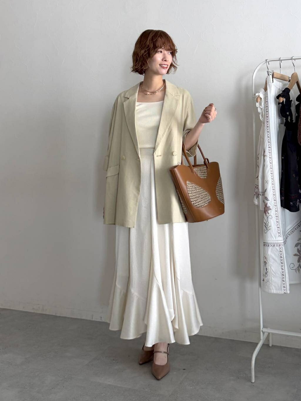 mysty womanのボリュームスリーブテーラージャケットを使ったコーディネートを紹介します。｜Rakuten Fashion(楽天ファッション／旧楽天ブランドアベニュー)7257842
