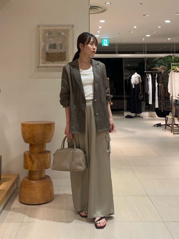 GALLARDAGALANTEのシアーラミージャケットを使ったコーディネートを紹介します。｜Rakuten Fashion(楽天ファッション／旧楽天ブランドアベニュー)7258695