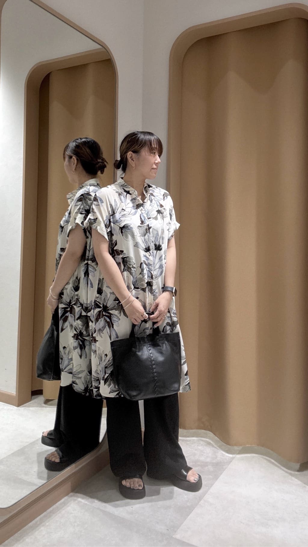 ear PAPILLONNERの花柄ボタンワンピース【SUM1 STYLE】を使ったコーディネートを紹介します。｜Rakuten Fashion(楽天ファッション／旧楽天ブランドアベニュー)7268142