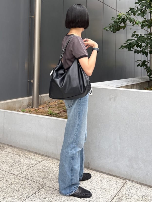 ear PAPILLONNERの《A4対応》樹脂パーツワンハンドルバッグを使ったコーディネートを紹介します。｜Rakuten Fashion(楽天ファッション／旧楽天ブランドアベニュー)7271543