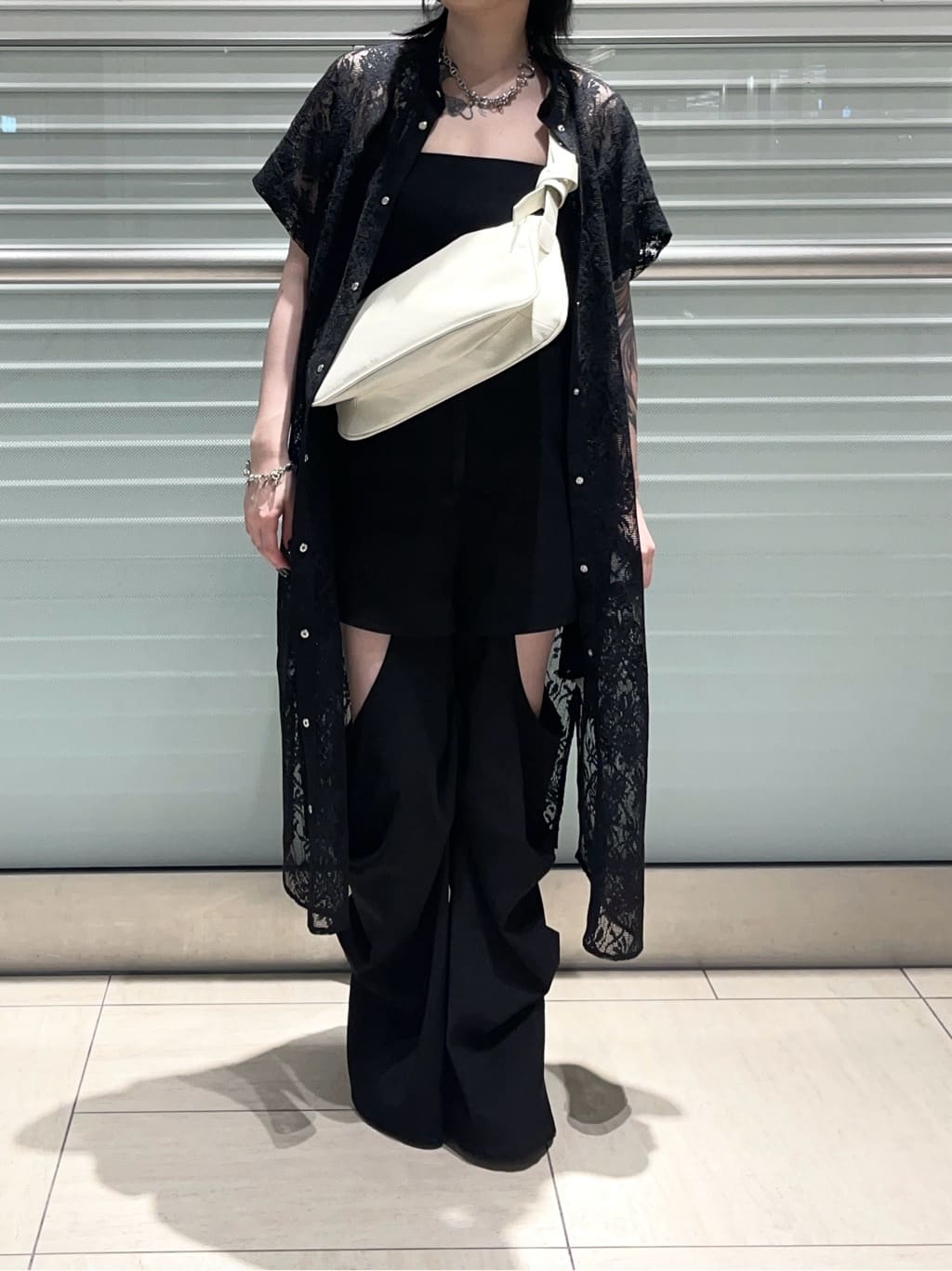 ear PAPILLONNERのフロントボタンレースワンピース【SUM1 STYLE】を使ったコーディネートを紹介します。｜Rakuten Fashion(楽天ファッション／旧楽天ブランドアベニュー)7271553