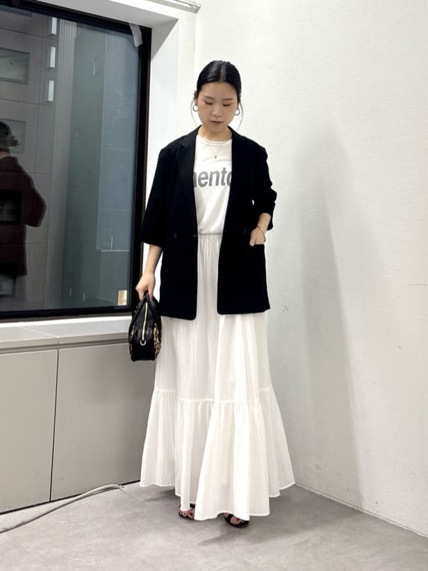GALLARDAGALANTEの楊柳ティアードスカートを使ったコーディネートを紹介します。｜Rakuten Fashion(楽天ファッション／旧楽天ブランドアベニュー)7271760