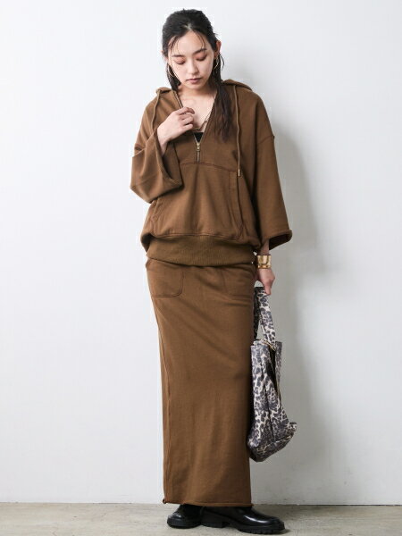 CHIC STYLEの綿100%ハーフジップフーディ<大きいサイズ有>シックスタイルを使ったコーディネートを紹介します。｜Rakuten Fashion(楽天ファッション／旧楽天ブランドアベニュー)7275559
