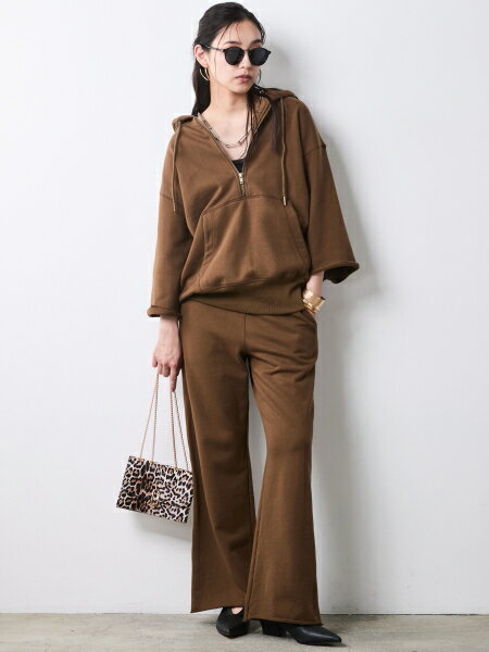 CHIC STYLEの綿100%ハーフジップフーディ<大きいサイズ有>シックスタイルを使ったコーディネートを紹介します。｜Rakuten Fashion(楽天ファッション／旧楽天ブランドアベニュー)7275562