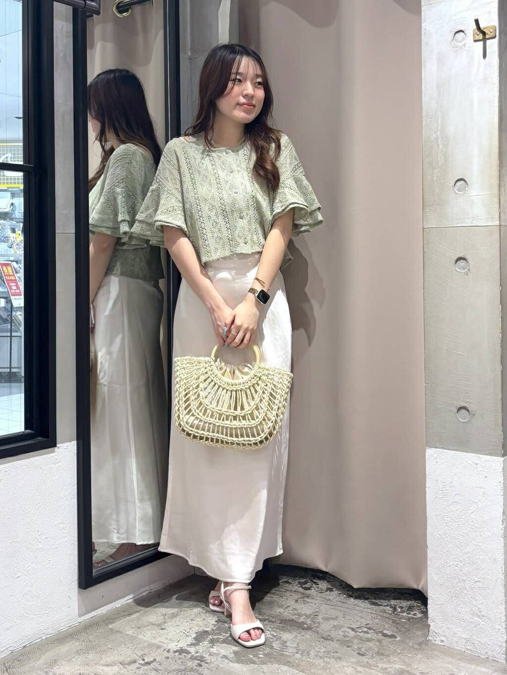 mysty womanのラッセルレースアンサンブル2を使ったコーディネートを紹介します。｜Rakuten Fashion(楽天ファッション／旧楽天ブランドアベニュー)7275625