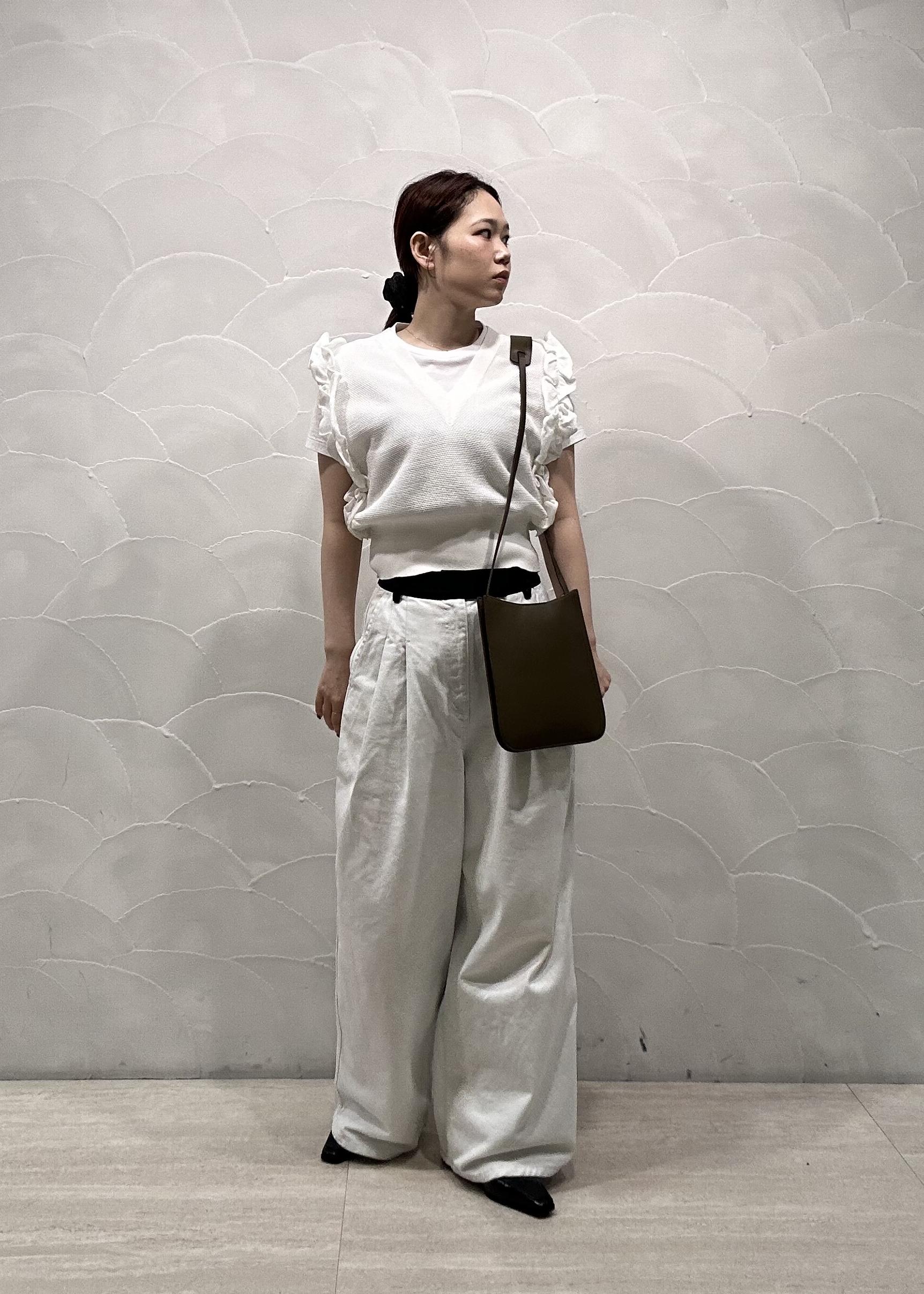 ADAM ET ROPE' | フリルメッシュジレ | Rakuten Fashion(楽天