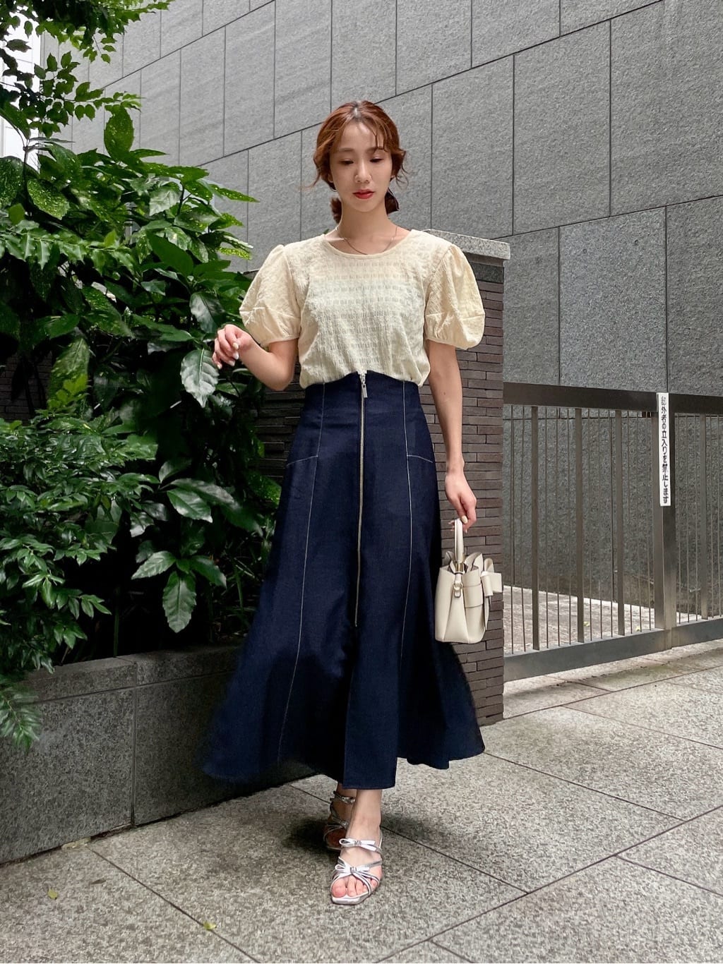 PROPORTION BODY DRESSING | バックオープンパフスリーブトップス26SS