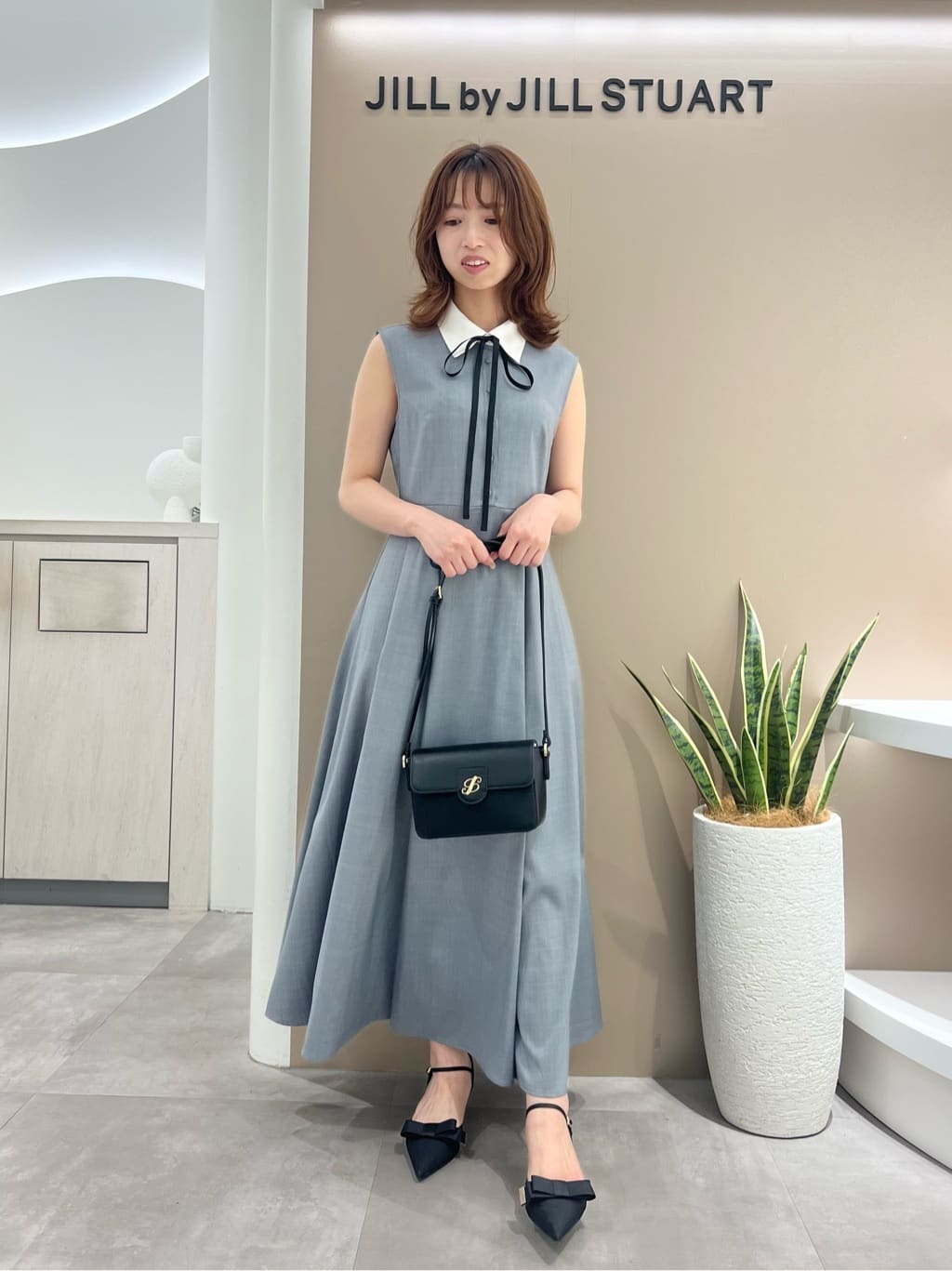 JILL by JILL STUART | 襟付きフレンチスリーブワンピース | Rakuten