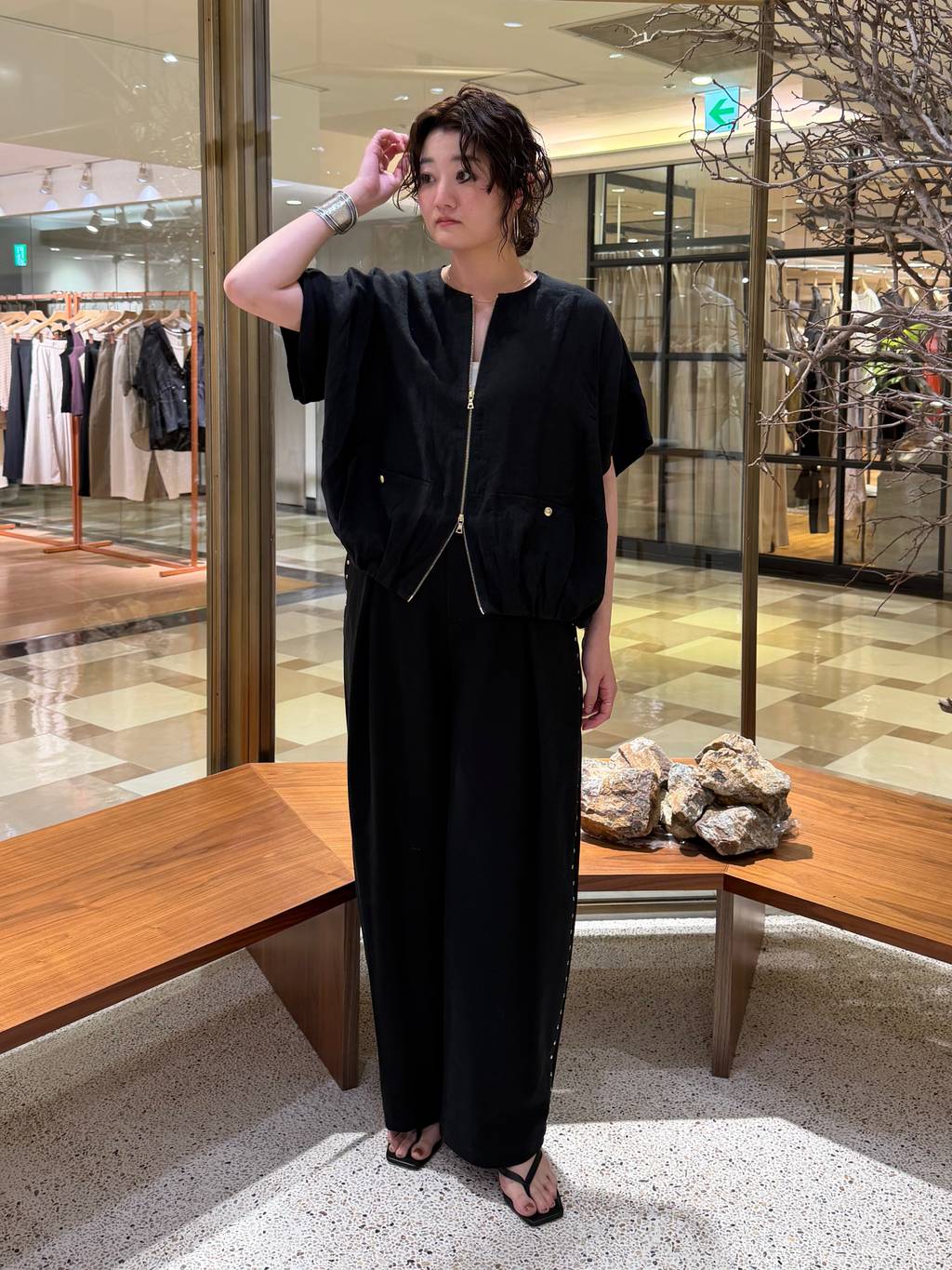 Curensology | フレンチリネンジップブラウス | Rakuten Fashion(楽天