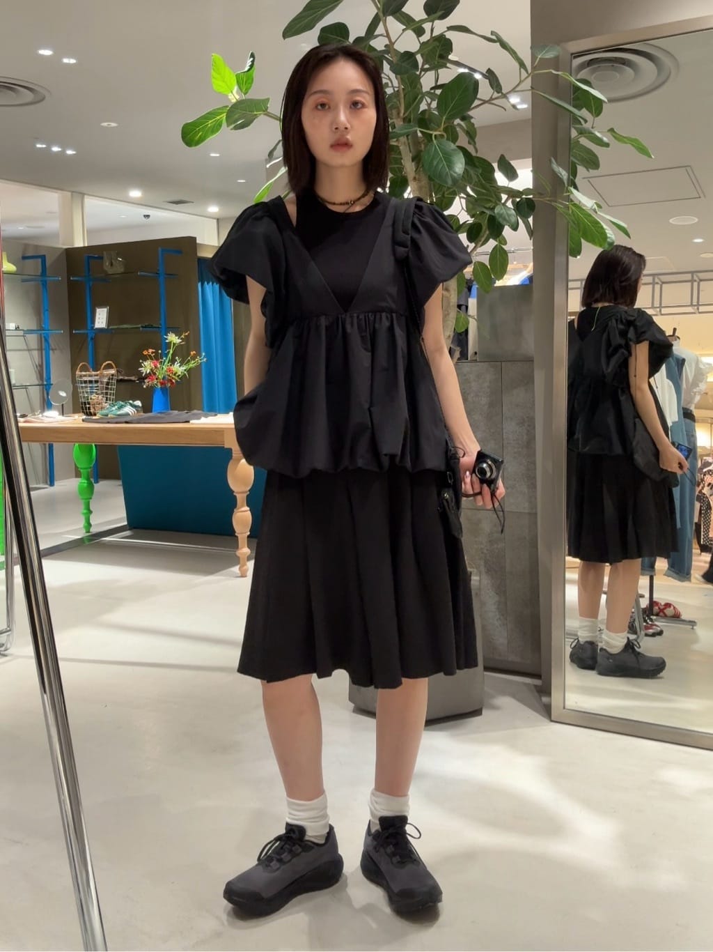 HeRIN.CYEのTeleco tank topを使ったコーディネートを紹介します。｜Rakuten Fashion(楽天ファッション／旧楽天ブランドアベニュー)7290335