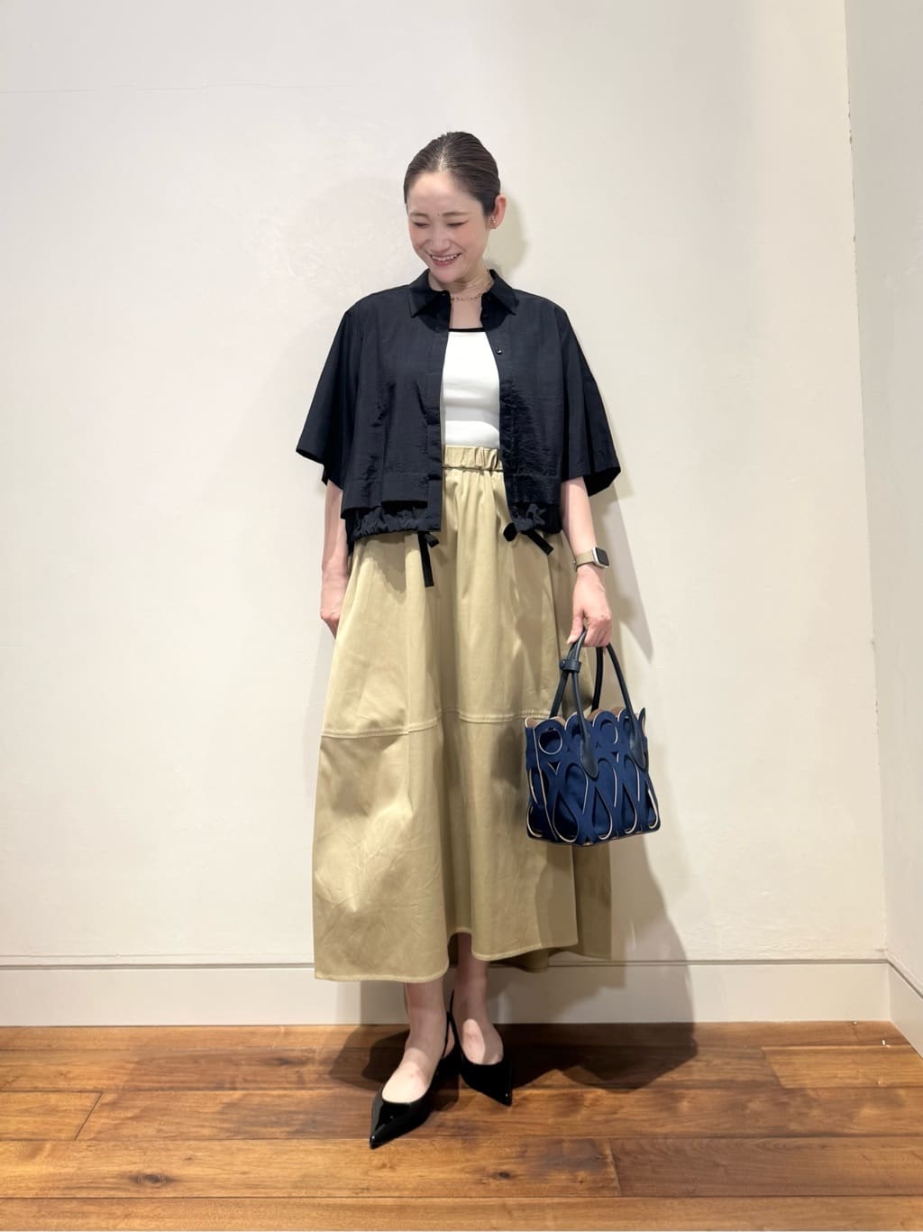 allurevilleのフライススクエアネックタンクを使ったコーディネートを紹介します。｜Rakuten Fashion(楽天ファッション／旧楽天ブランドアベニュー)7292563