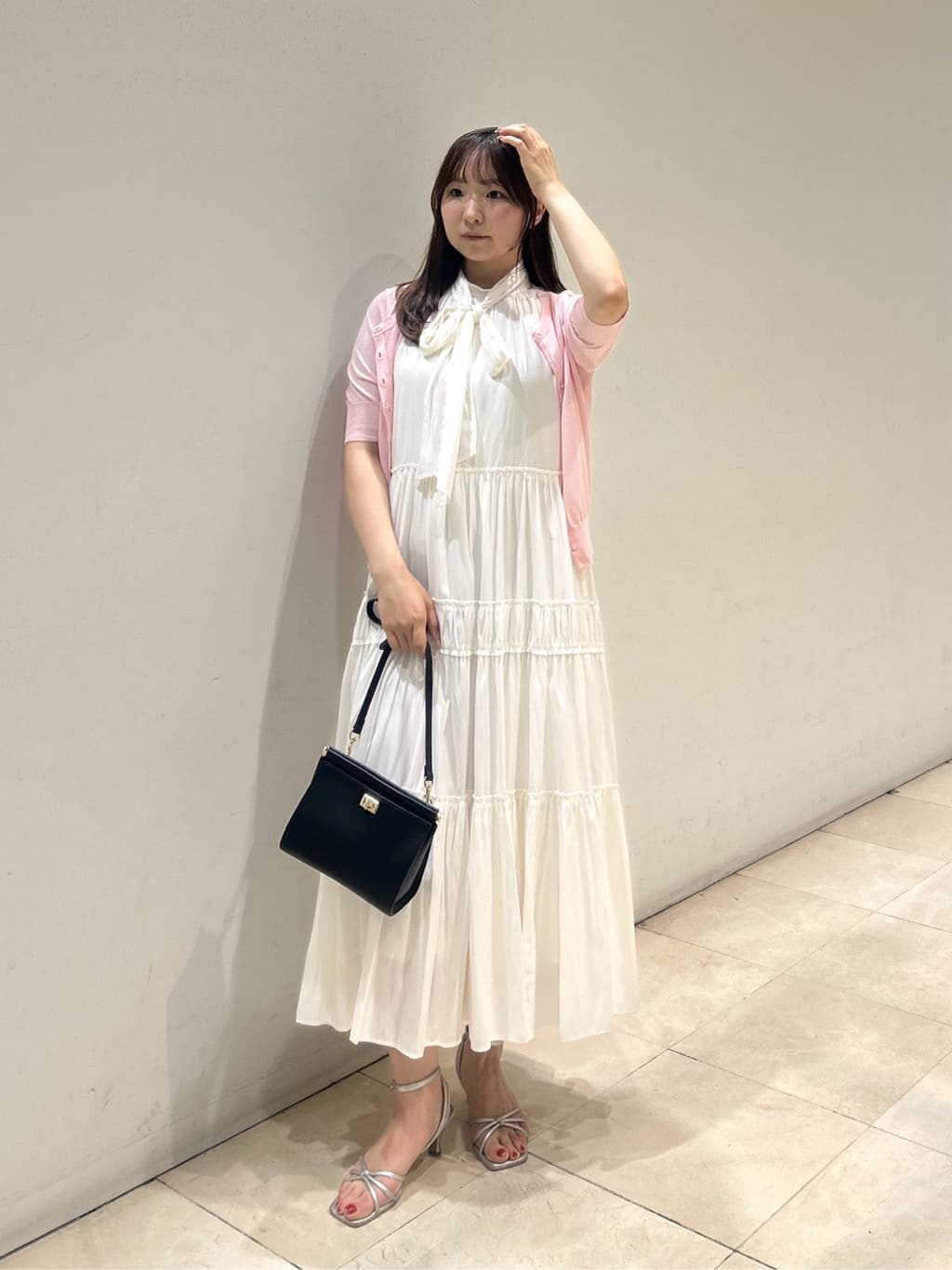 NATURAL BEAUTY BASIC | バックリボンティアードワンピース* | Rakuten