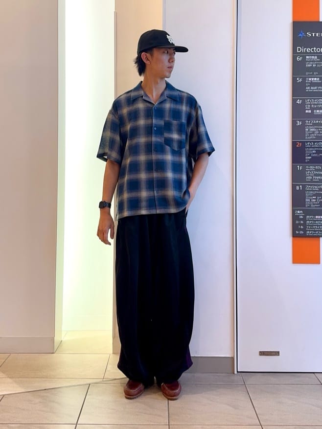 FREAK’S STOREのベーシック ツイル NSC ロゴキャップ 26AWを使ったコーディネートを紹介します。｜Rakuten Fashion(楽天ファッション／旧楽天ブランドアベニュー)7296170