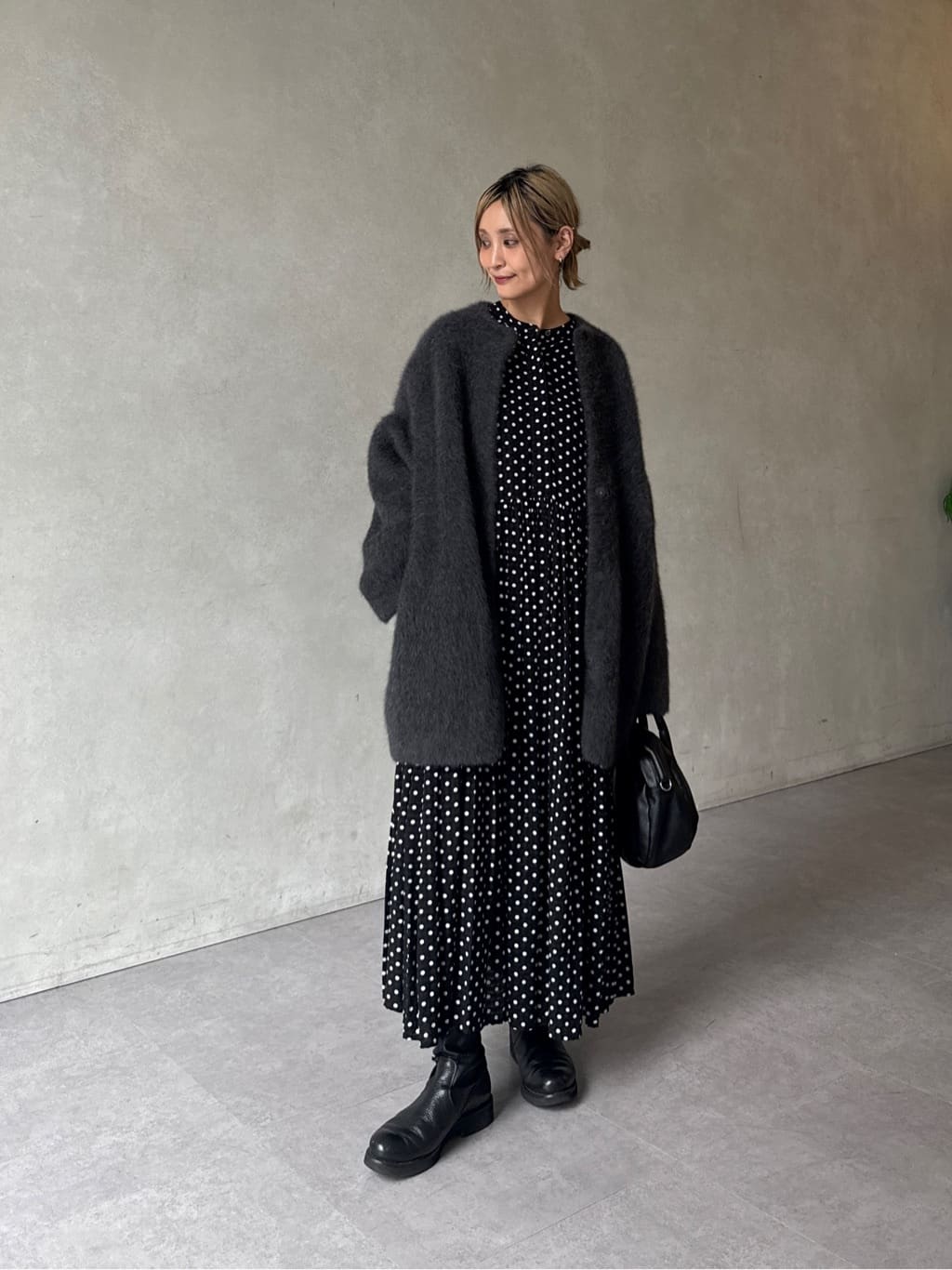 BEARDSLEY | ドットギャザーワンピース | Rakuten Fashion(楽天