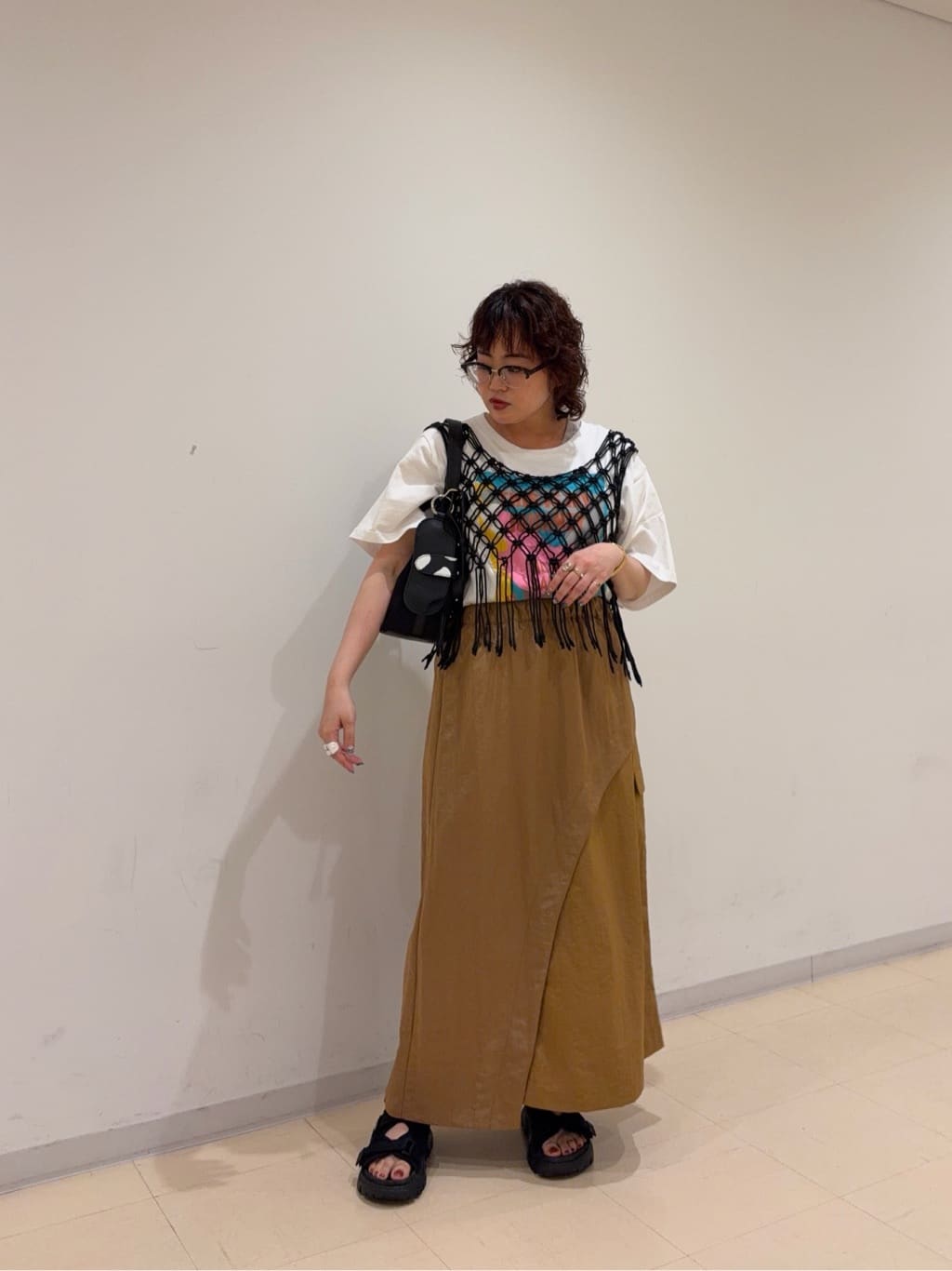 ear PAPILLONNERの【uchida企画】メガネケース付き2WAYショルダーバッグ《撥水》を使ったコーディネートを紹介します。｜Rakuten Fashion(楽天ファッション／旧楽天ブランドアベニュー)7298122