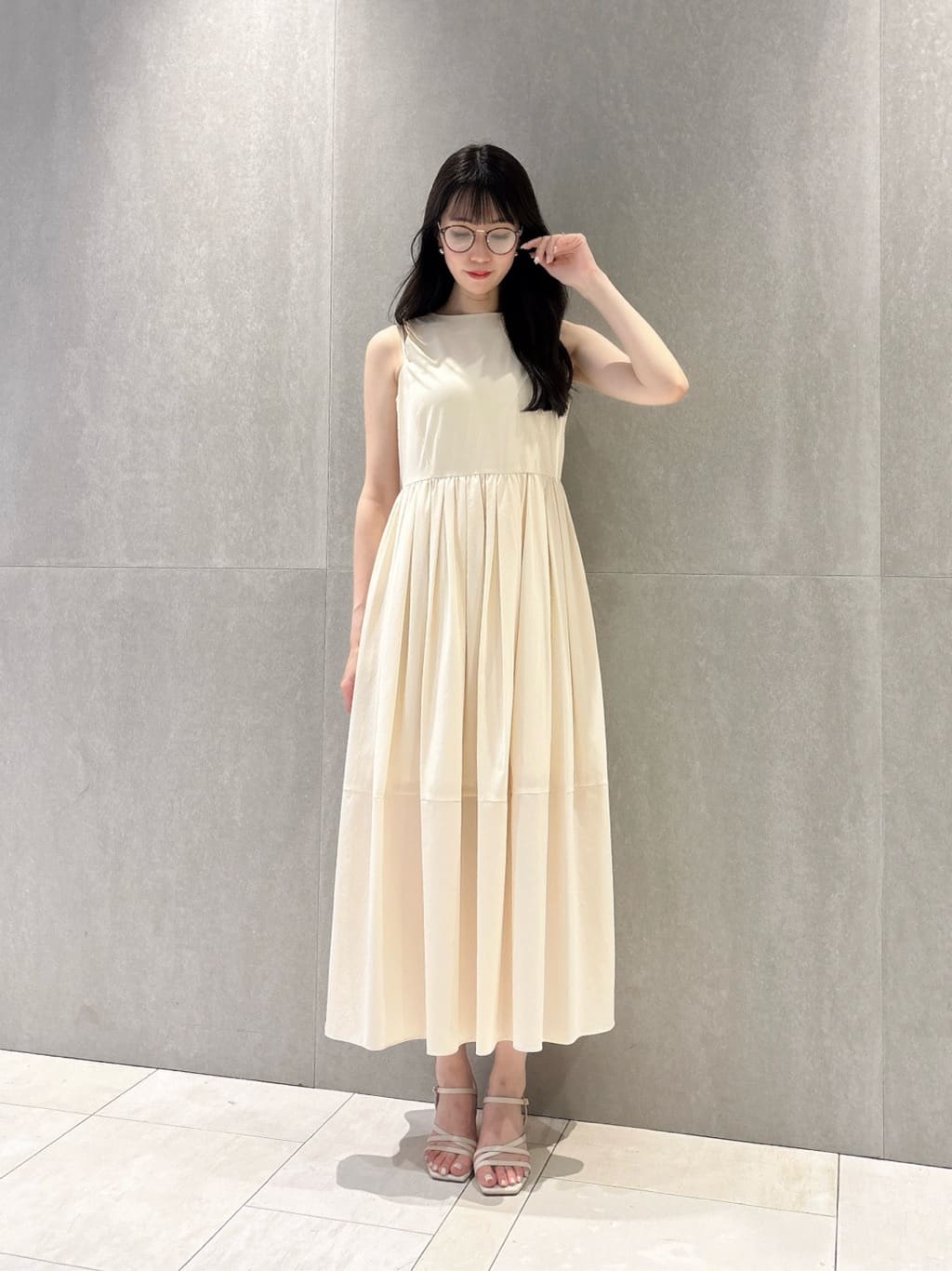 PROPORTION BODY DRESSINGの<青島心さん着用><a/mie>アメスリサマーワンピースを使ったコーディネートを紹介します。｜Rakuten Fashion(楽天ファッション／旧楽天ブランドアベニュー)7299294