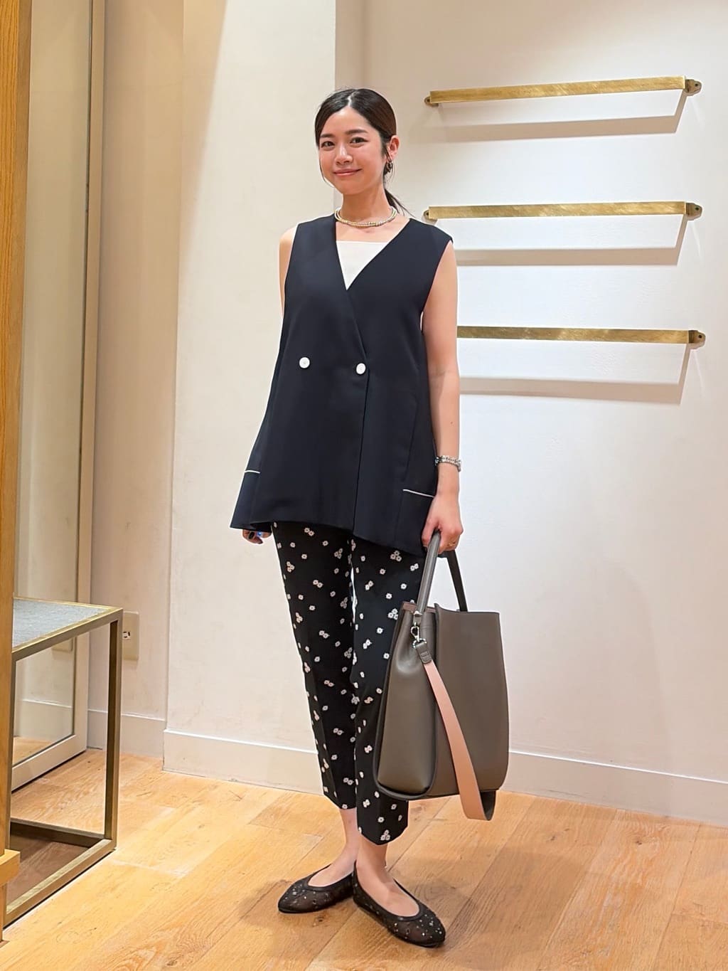 UNITED ARROWS | シアー バックフレア ベスト -ウォッシャブル