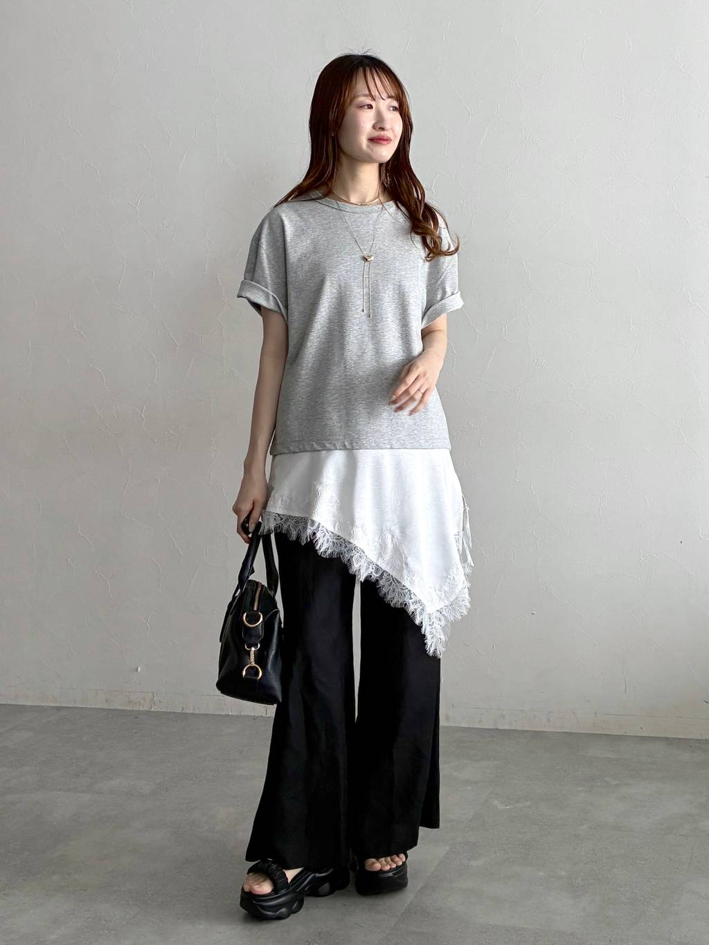 mysty womanのイレヘムレースドッキングTEEを使ったコーディネートを紹介します。｜Rakuten Fashion(楽天ファッション／旧楽天ブランドアベニュー)7303229