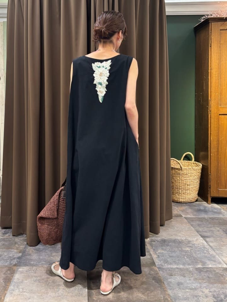 BEARDSLEY | ワンポイント刺繍ワンピ | Rakuten Fashion(楽天
