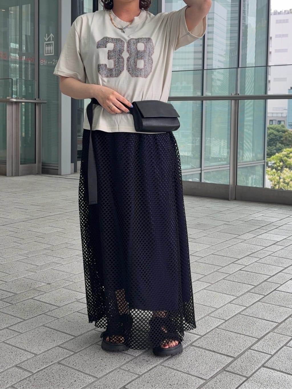 ear PAPILLONNERのナンバーTシャツ【SUM1 STYLE】を使ったコーディネートを紹介します。｜Rakuten Fashion(楽天ファッション／旧楽天ブランドアベニュー)7309252
