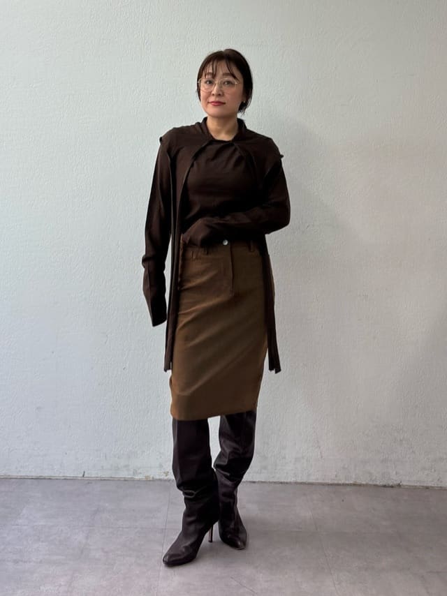GALLARDAGALANTEの【2026AW Debut】【UNFORM】カシミヤ混フーディボウタイニットを使ったコーディネートを紹介します。｜Rakuten Fashion(楽天ファッション／旧楽天ブランドアベニュー)7311105