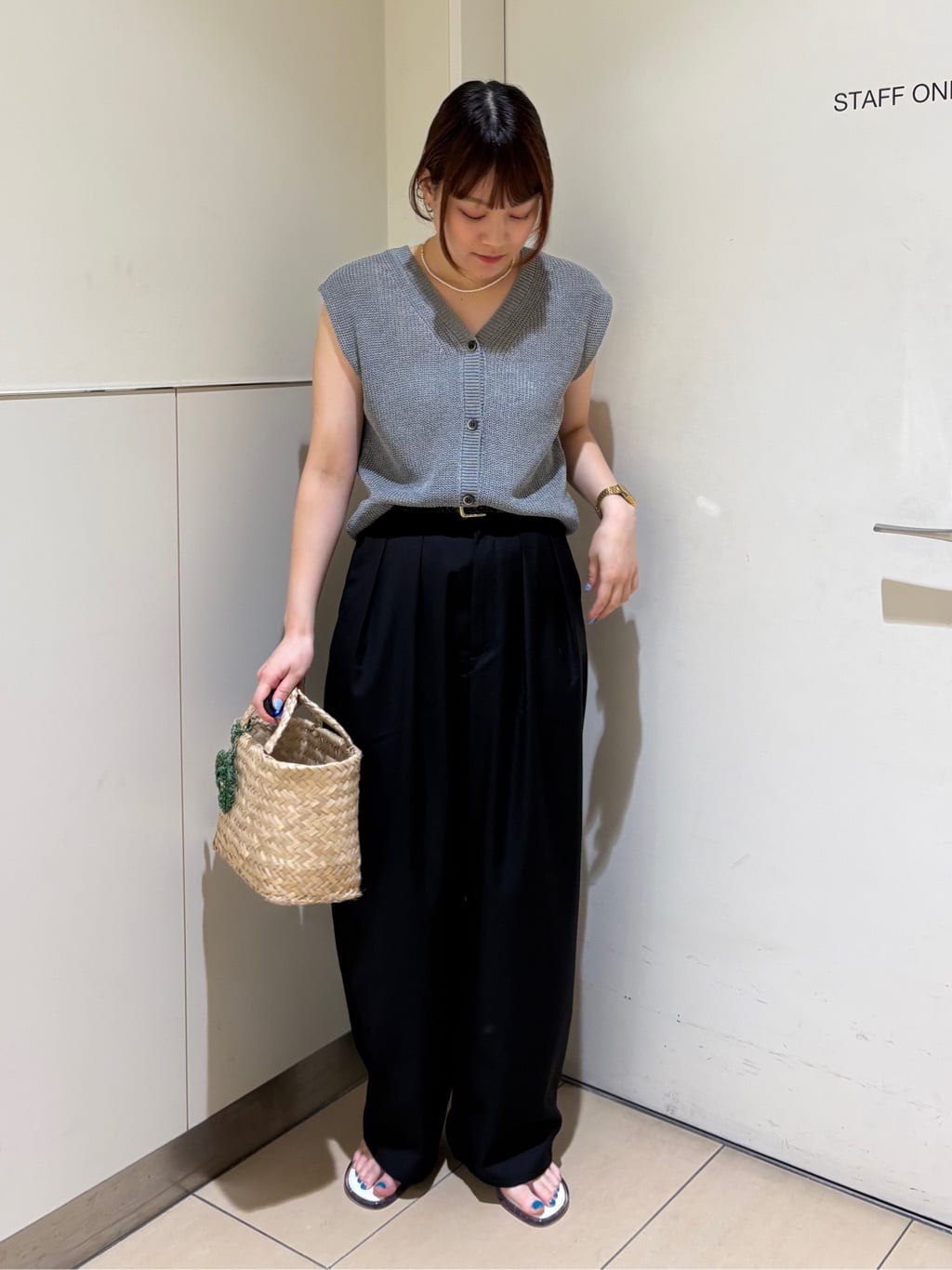 FREAK’S STOREのサマーニット ベストを使ったコーディネートを紹介します。｜Rakuten Fashion(楽天ファッション／旧楽天ブランドアベニュー)7311407