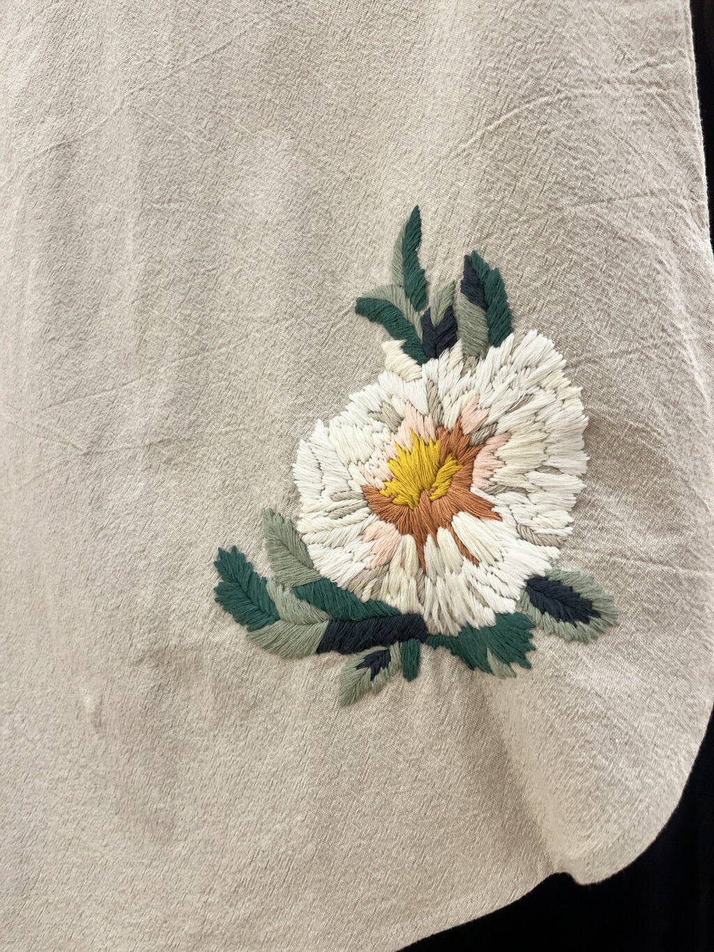 BEARDSLEY | ワンポイント刺繍マルブラウス | Rakuten Fashion(楽天