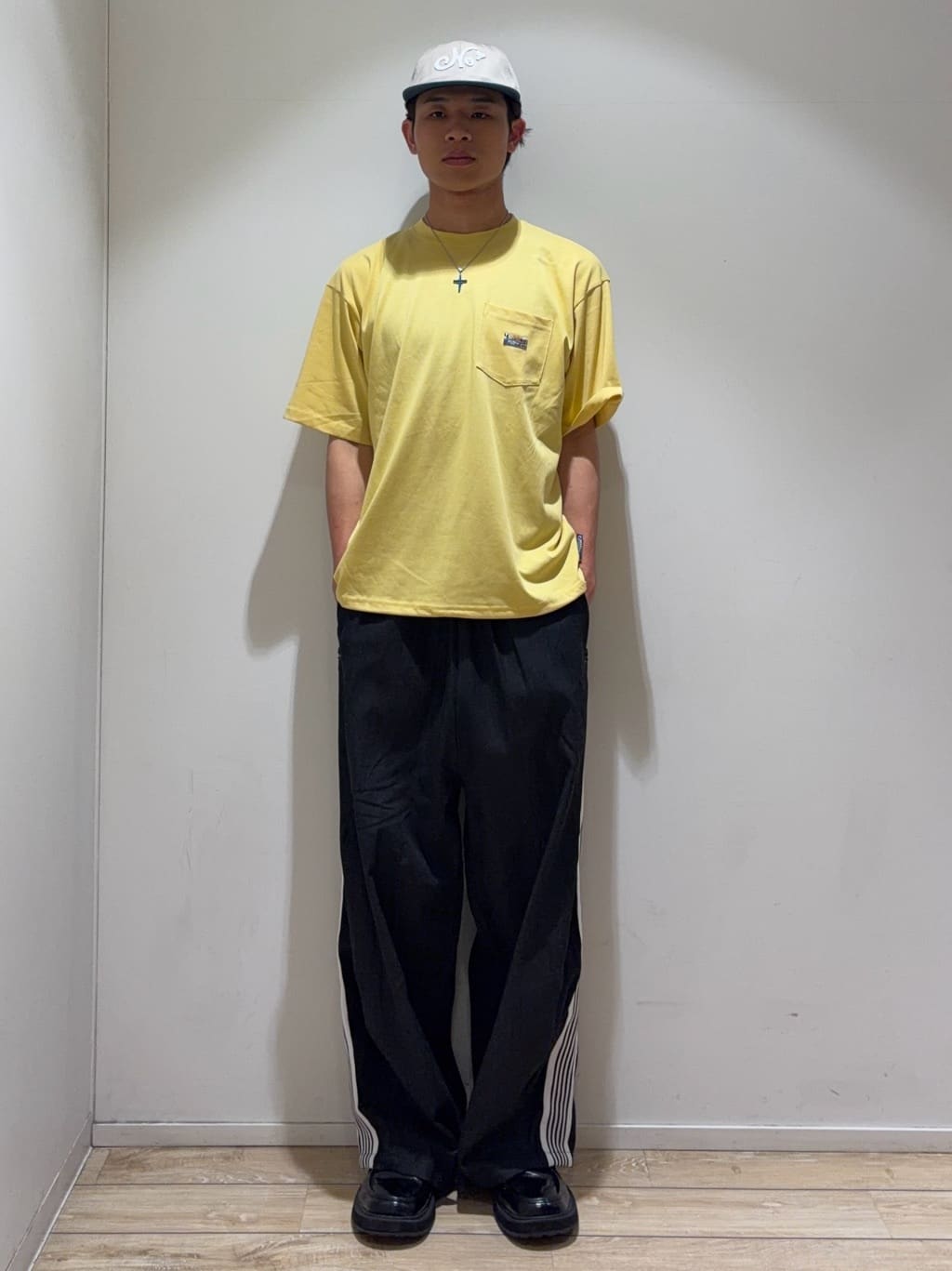 FREAK’S STOREのkaoyorinakami × FREAK'S STORE/カオヨリナカミ 別注 フェルトパッチキャップを使ったコーディネートを紹介します。｜Rakuten Fashion(楽天ファッション／旧楽天ブランドアベニュー)7314264
