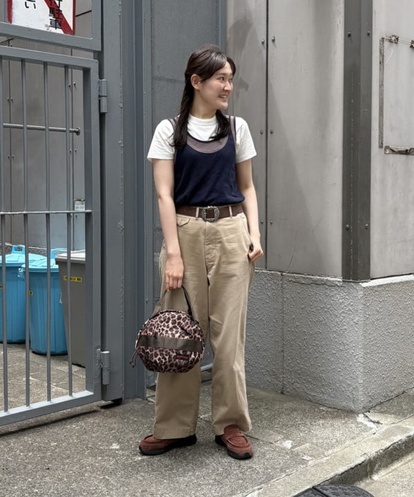 BEAMS WOMEN | 【別注】BRIEFING / ヘルメット バッグ レオパード