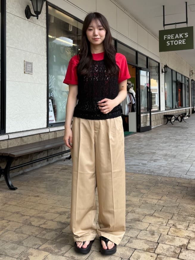 FREAK’S STOREのカレッジロゴ Tシャツを使ったコーディネートを紹介します。｜Rakuten Fashion(楽天ファッション／旧楽天ブランドアベニュー)7319244