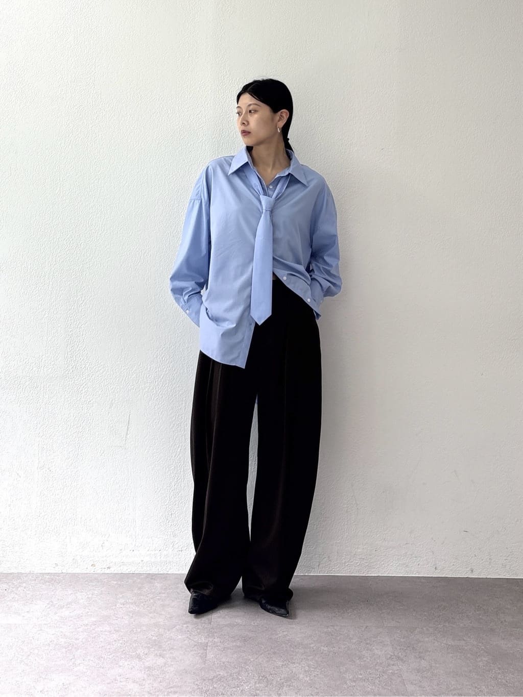 GALLARDAGALANTEの【2026AW Debut】【UNFORM】バギーワイドスラックスを使ったコーディネートを紹介します。｜Rakuten Fashion(楽天ファッション／旧楽天ブランドアベニュー)7319904