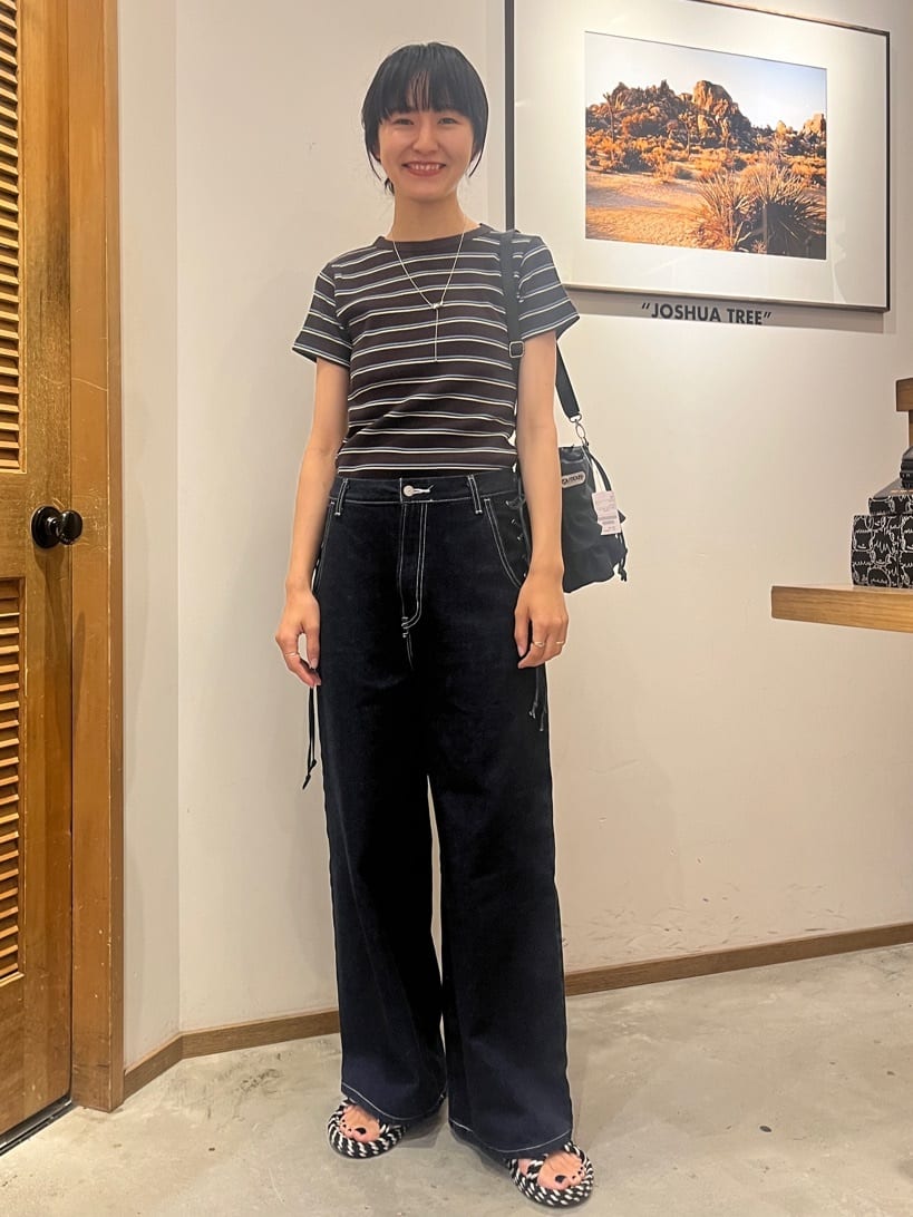 FREAK’S STOREの別注 サイドレースアップリボンデニム 24AWを使ったコーディネートを紹介します。｜Rakuten Fashion(楽天ファッション／旧楽天ブランドアベニュー)7325931