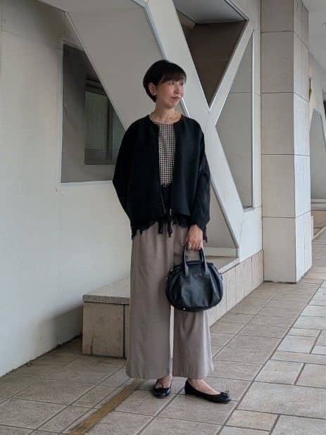 BEARDSLEY | 裾レースリネンブラウス | Rakuten Fashion(楽天