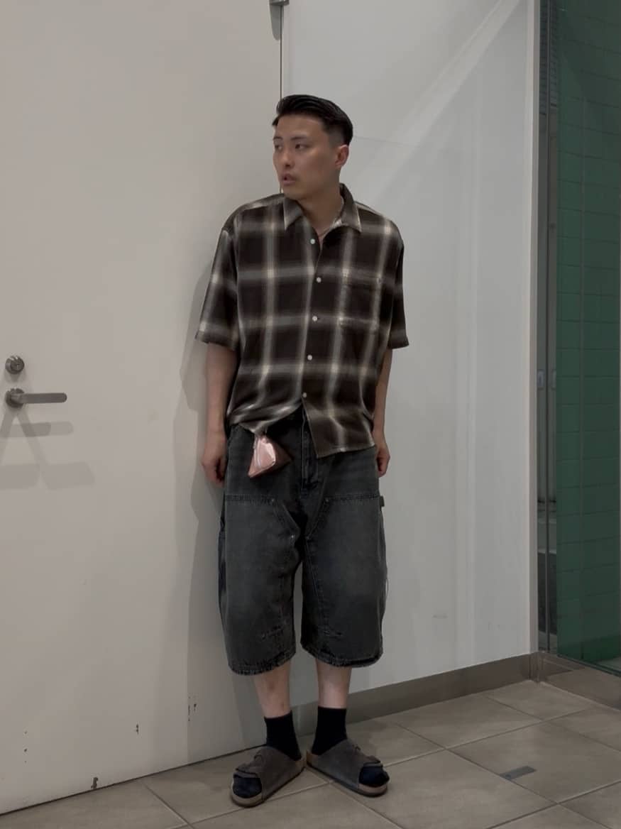 FREAK’S STOREのブリーチ オンブレ オープンカラー半袖シャツを使ったコーディネートを紹介します。｜Rakuten Fashion(楽天ファッション／旧楽天ブランドアベニュー)7328516