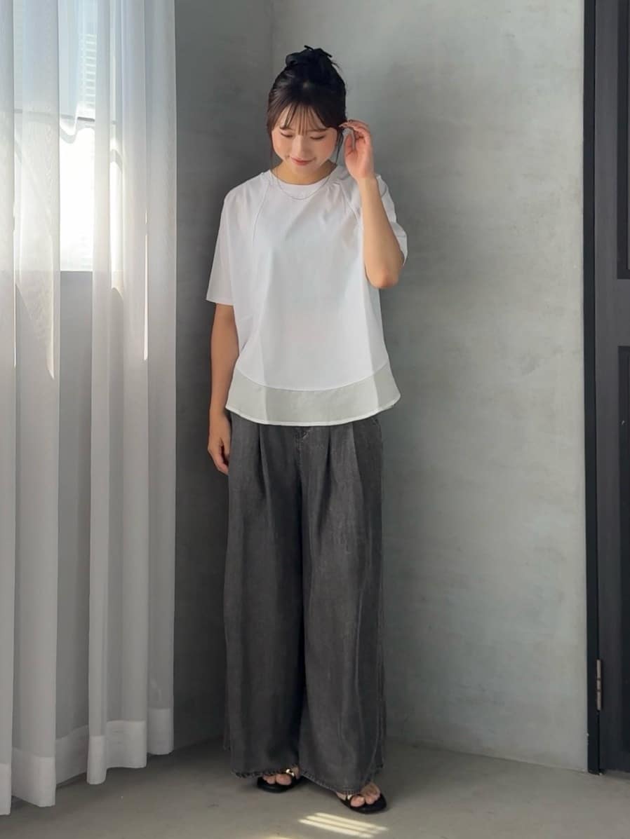 MAYSON GREYの≪レビュー高評価★≫【新色追加 / WEB限定カラーあり】ドライコットンラウンドヘムドルマンプルオーバーを使ったコーディネートを紹介します。｜Rakuten Fashion(楽天ファッション／旧楽天ブランドアベニュー)7329509